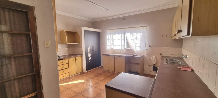 4 Bedroom Property for Sale in Wilgehof Free State